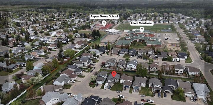 Property Photo: 9705 67 Avenue AB T8W 2W2