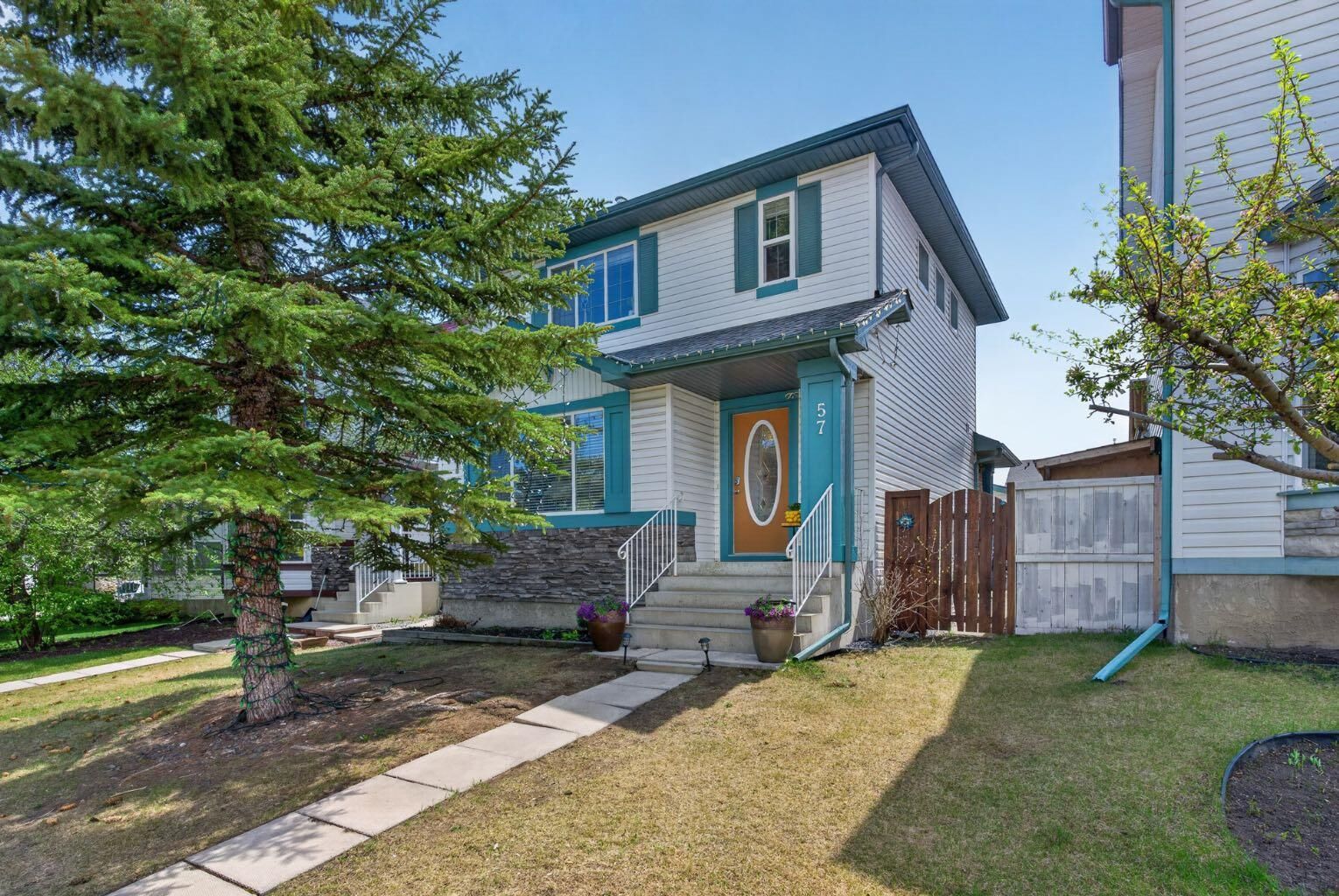 Property Photo: 57 Bridlewood Manor SW AB T2Y 3T4