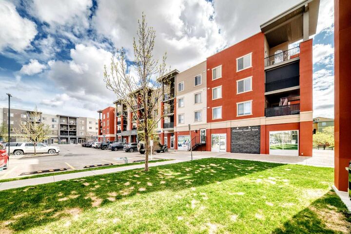 Property Photo:  403 Mackenzie Way SW 1208  AB T4B 3V7 