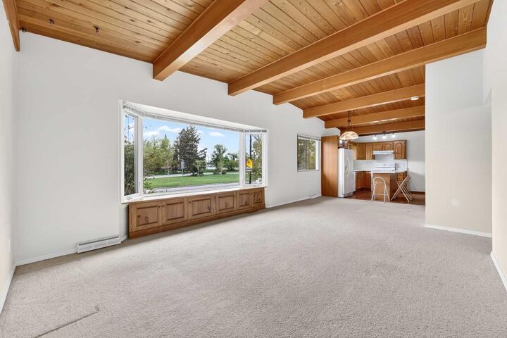 Property Photo: 920 87 Avenue SW AB T2V 0W1