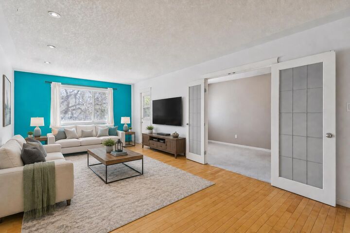 Property Photo: 638 Meredith Road NE 301 AB T2E 5A8