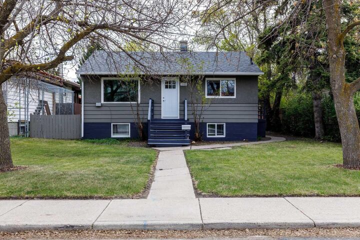 Property Photo: 3905 46 Street AB T4J 1B5