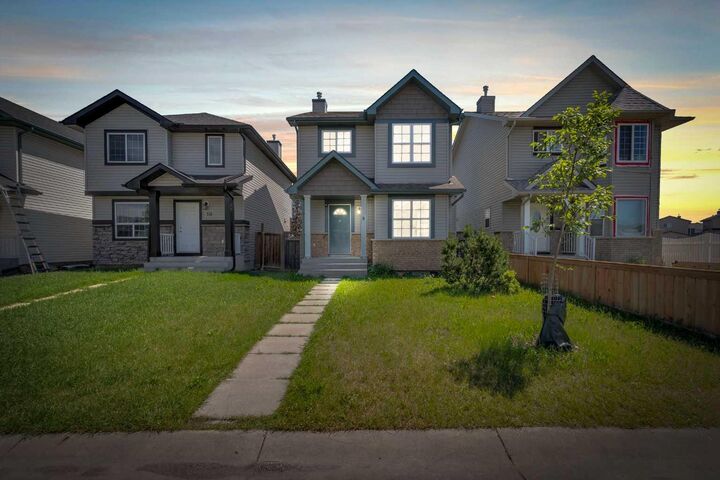 6 Saddlemont Way NE — photo 1