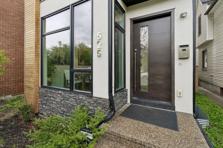 Property Photo:  525 20 Avenue SW  AB T2S 0E7 