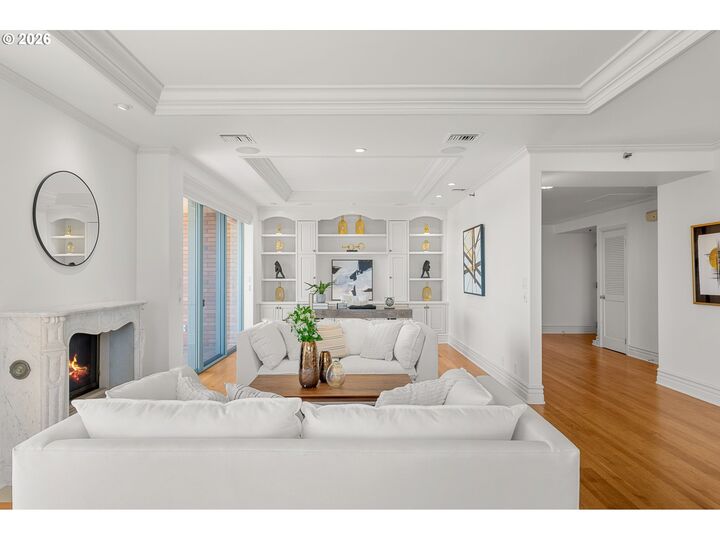 Property Photo: 1414 SW 3rd Ave 2001 OR 97201