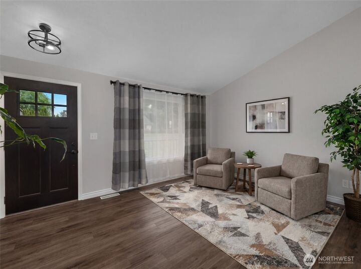 Property Photo:  1323  Scarlet Oak Drive SE  WA 98513 