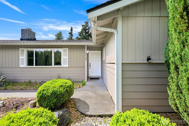 Property Photo:  6707  La Bello Drive  WA 98264 