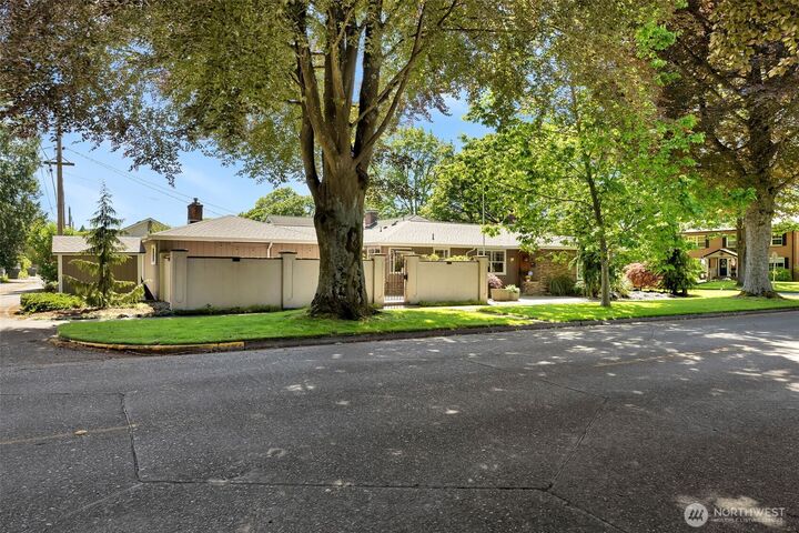 Property Photo: 2251 Louisiana Street WA 98632