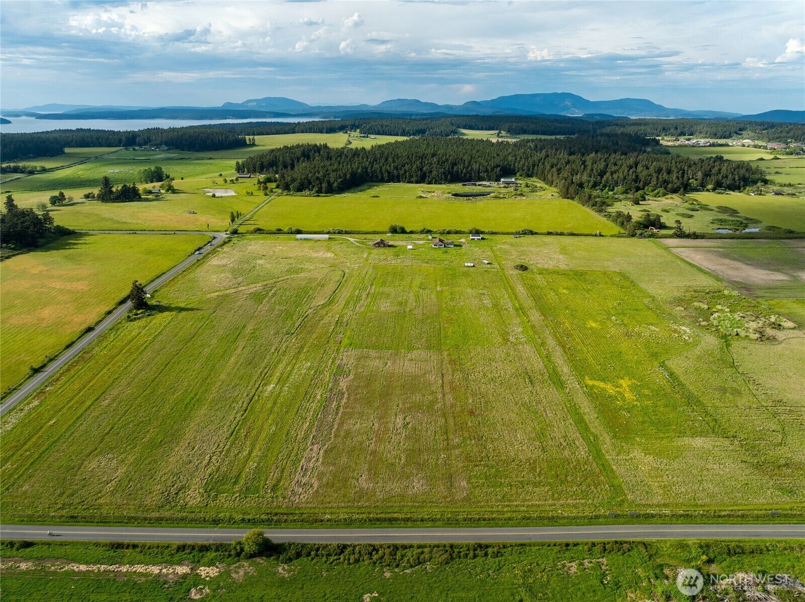 Property Photo:  5625  Fisherman Bay  WA 98261 