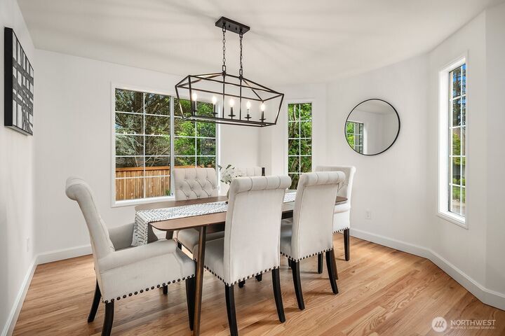 Property Photo: 24544 SE 43rd Place WA 98029