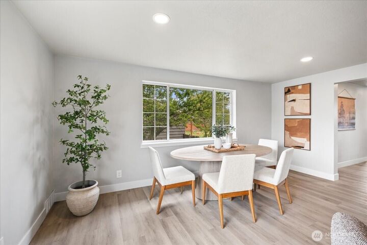 Property Photo: 5517 N 47th St WA 98407