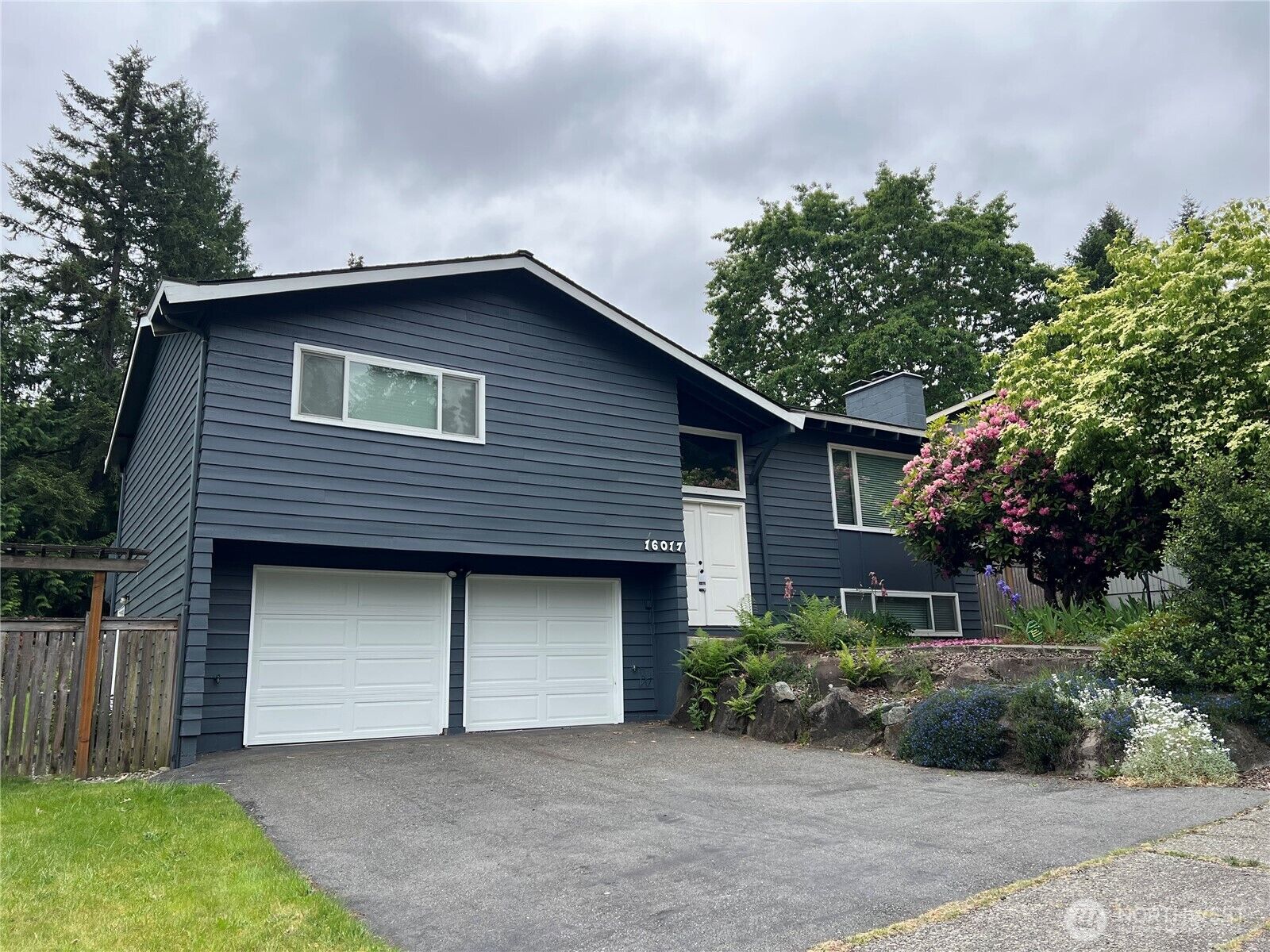 Property Photo:  16017 NE 57th Street  WA 98052 