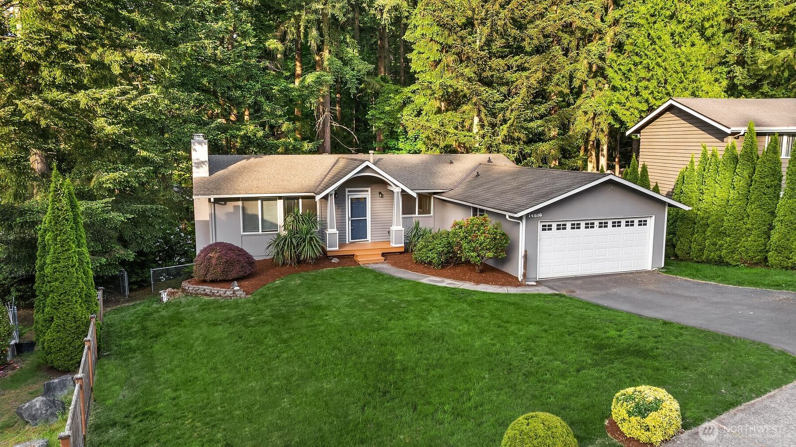 Property Photo: 14516 119th Avenue NE WA 98034