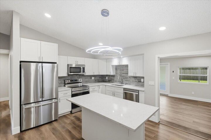 Property Photo:  271 NE Naylor St Street  FL 32907 