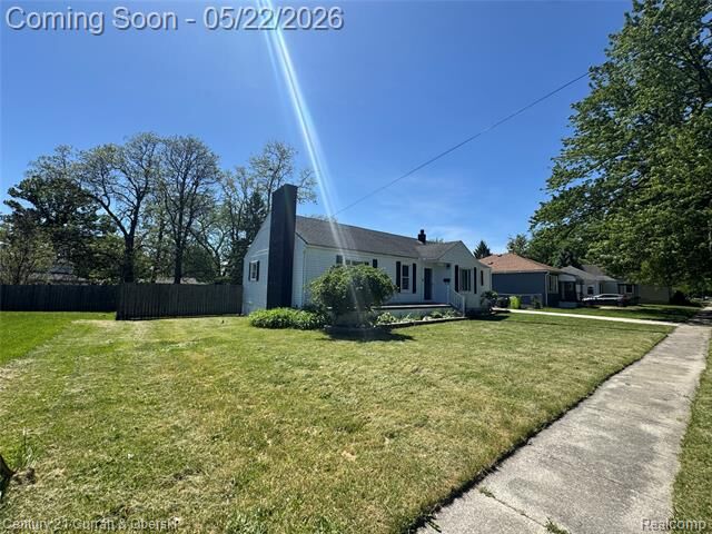 Property Photo: 28331 Seneca Street MI 48134