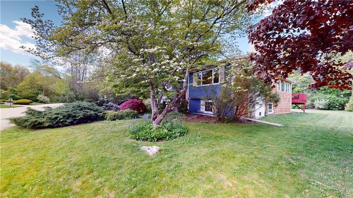 Property Photo:  67 Greenwood Road  RI 02852 