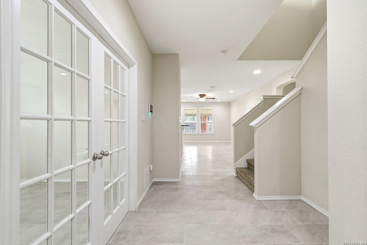 Property Photo:  9911 Copper Rise  TX 78109 