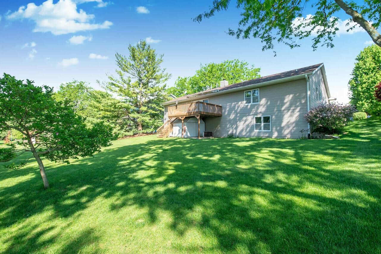 Property Photo:  629 W Mohawk Trail  WI 53532 