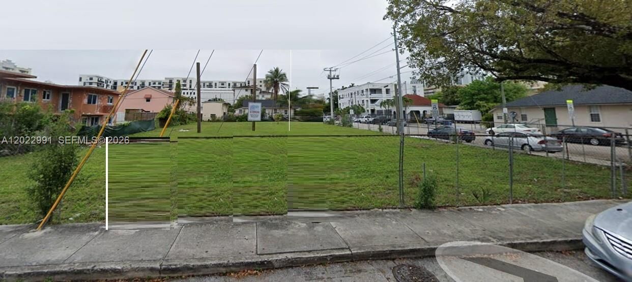 Property Photo: 240 SW 7th Ave FL 33130
