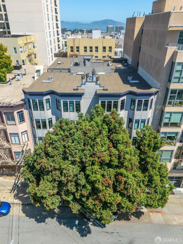 Property Photo: 1860 Washington Street 401 CA 94109