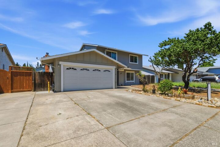 Property Photo: 438 Royal Oaks Drive CA 95687