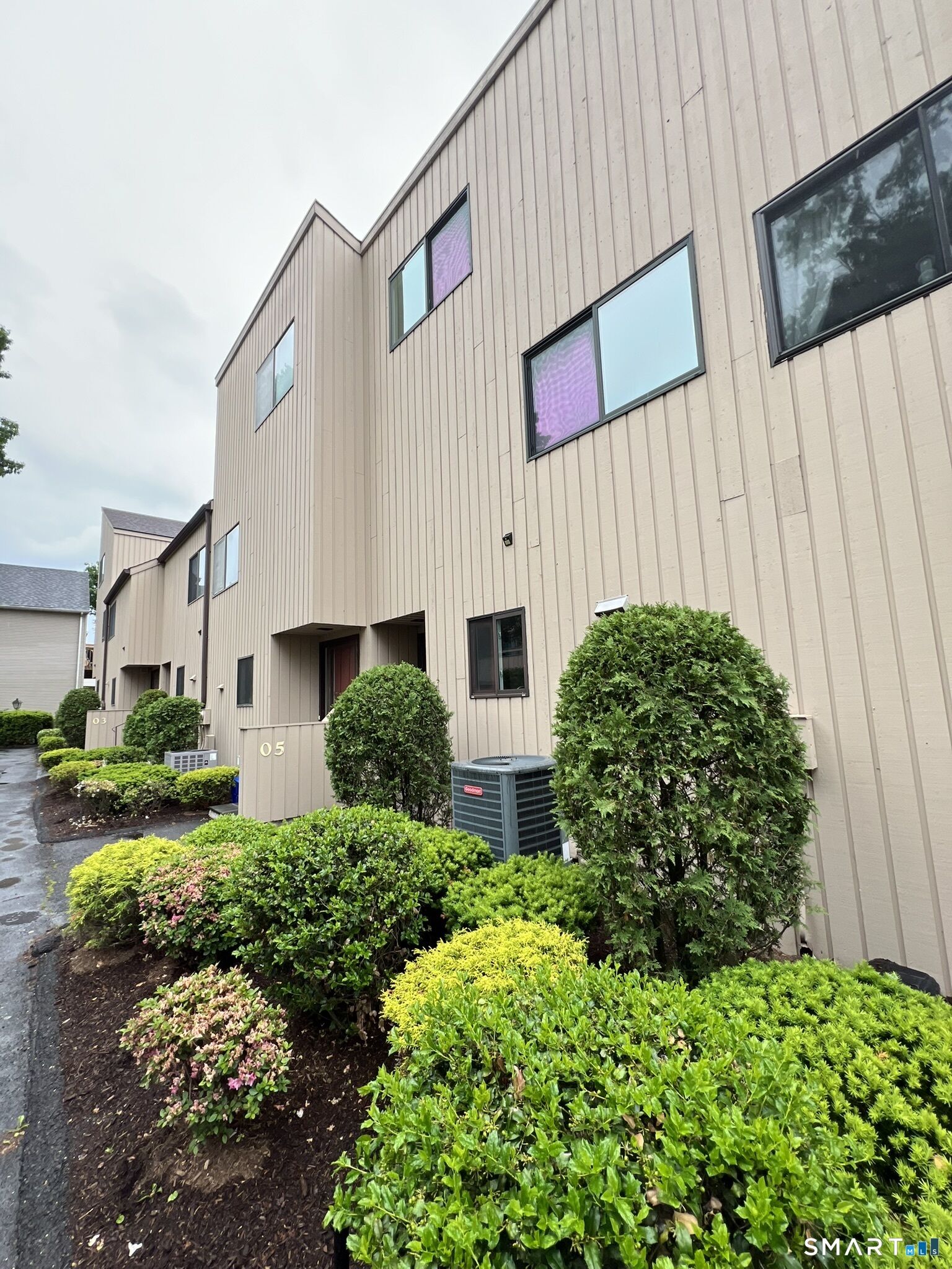 Property Photo:  100 Hope Street 5  CT 06906 
