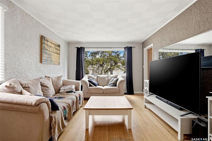 Property Photo: 2249 Atkinson Street SK S4N 3X2