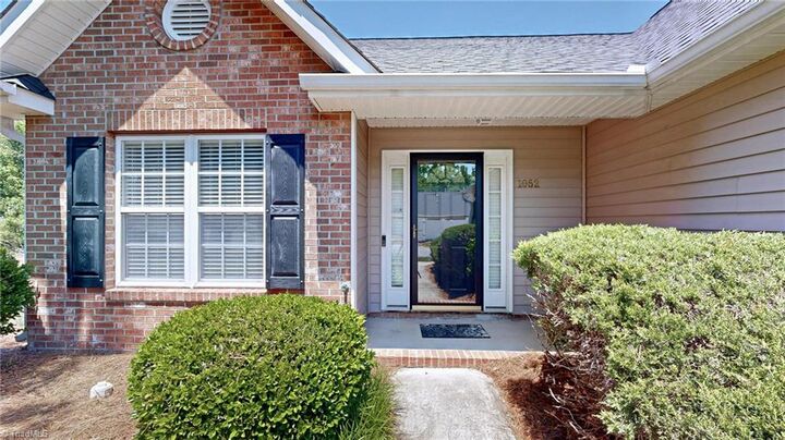Property Photo: 1052 Glyn Water Lane NC 27265