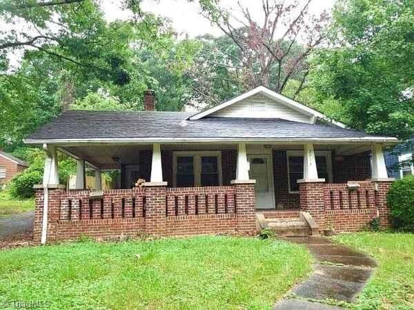 Property Photo:  2712 NE Greenway Avenue  NC 27105 
