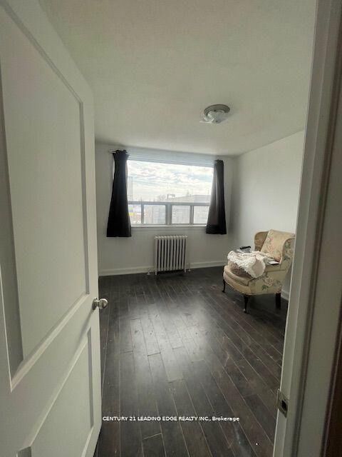 Property Photo:  1516 Eglinton Avenue W Apt 1  ON M6E 2G8 