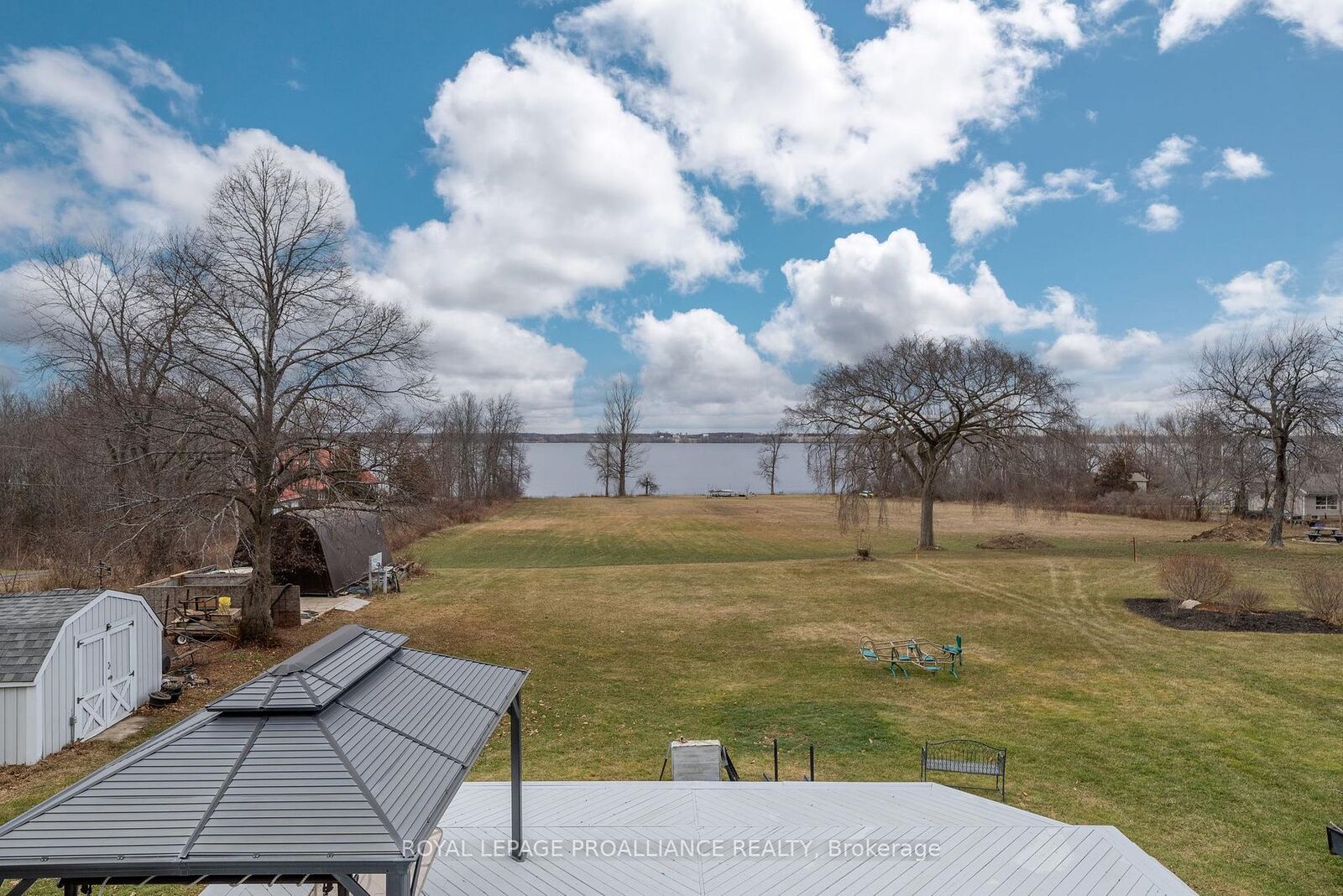 Property Photo: 25 Prinyers Cove Crescent ON K0K 2T0