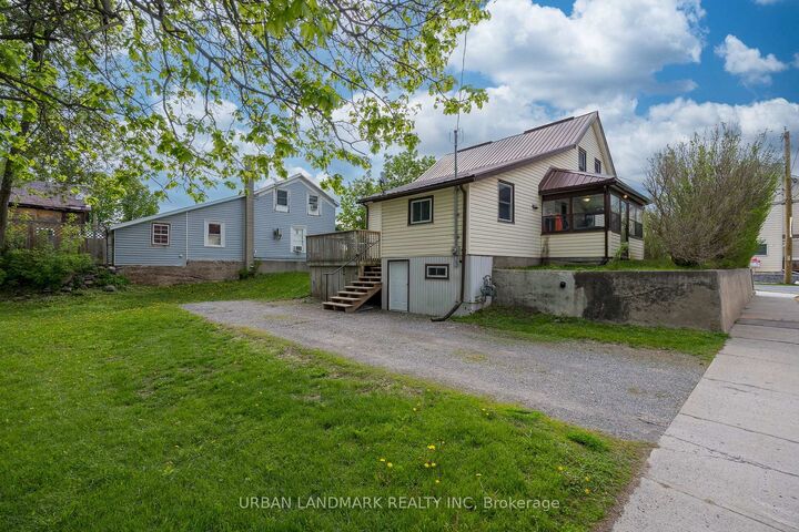 Property Photo: 106 St Lawrence Street E ON K0K 2K0