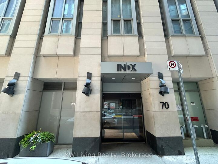 Property Photo: 70 Temperance Street 2708 ON M5H 0B1