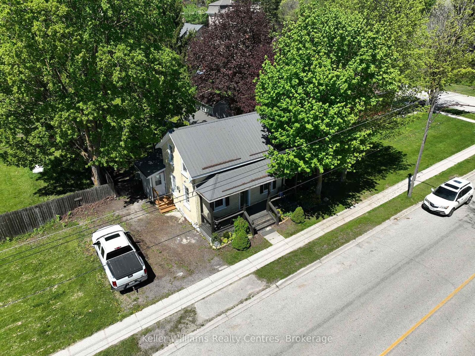 Property Photo: 551 Louisa Street ON N0G 1C0
