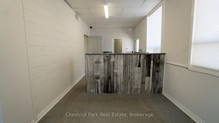 Property Photo: 571 Muskoka Road N ON P1P 1E7