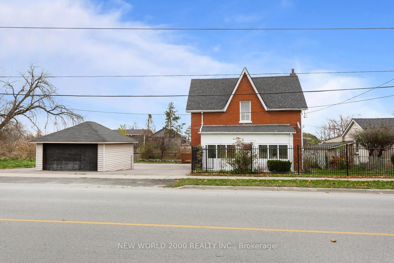 Property Photo: 8071 Kipling Avenue ON L4L 2A2