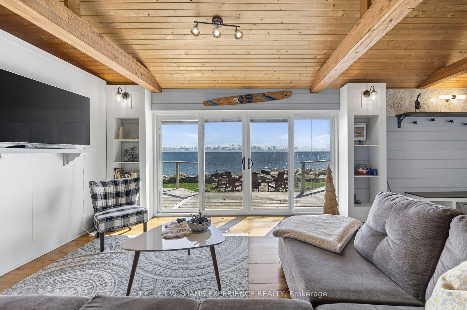 Property Photo: 349 Cedar Avenue ON N4L 1W5