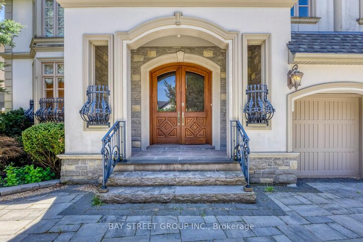 Property Photo:  56 Winchester Lane  ON L4C 6Y7 