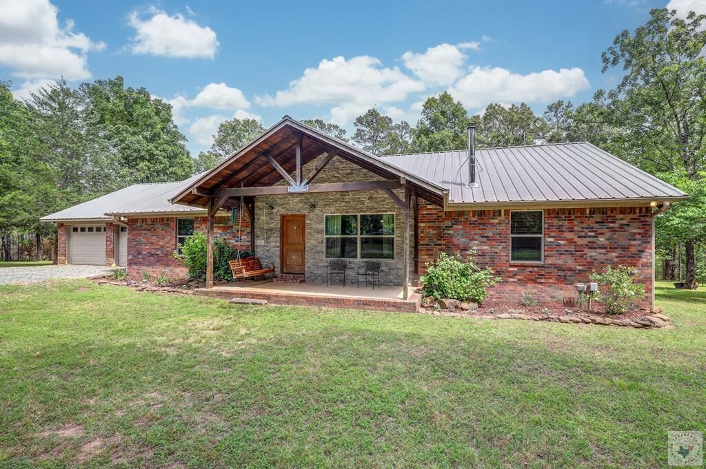 Property Photo:  485 Elam  AR 71854 