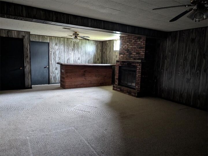 Property Photo:  211 Laddie  PA 15301 