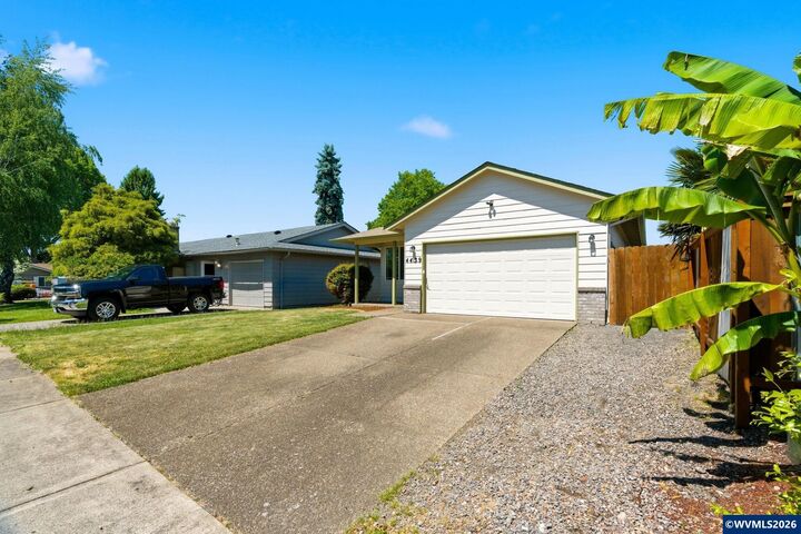 Property Photo:  4439 Longacres Av NE  OR 97301 