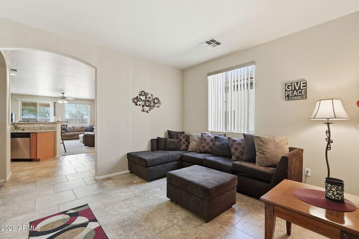Property Photo:  1360 E Sugey Court  AZ 85143 