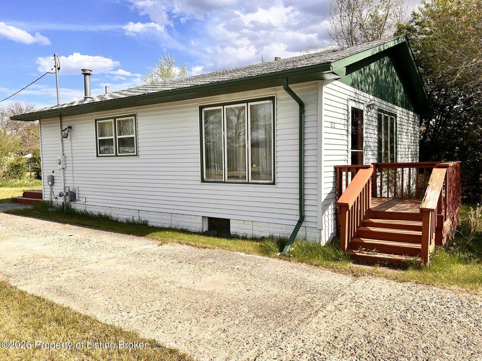 Property Photo:  212 7th Avenue NW  ND 58623 