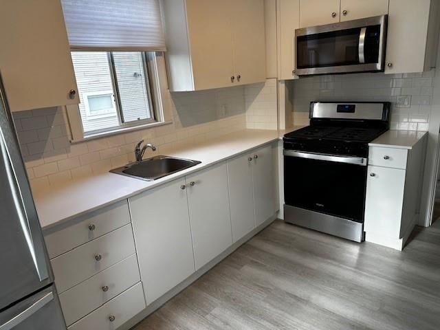 Property Photo:  550 E 15th Ave Avenue 1  BC V5T 2R5 