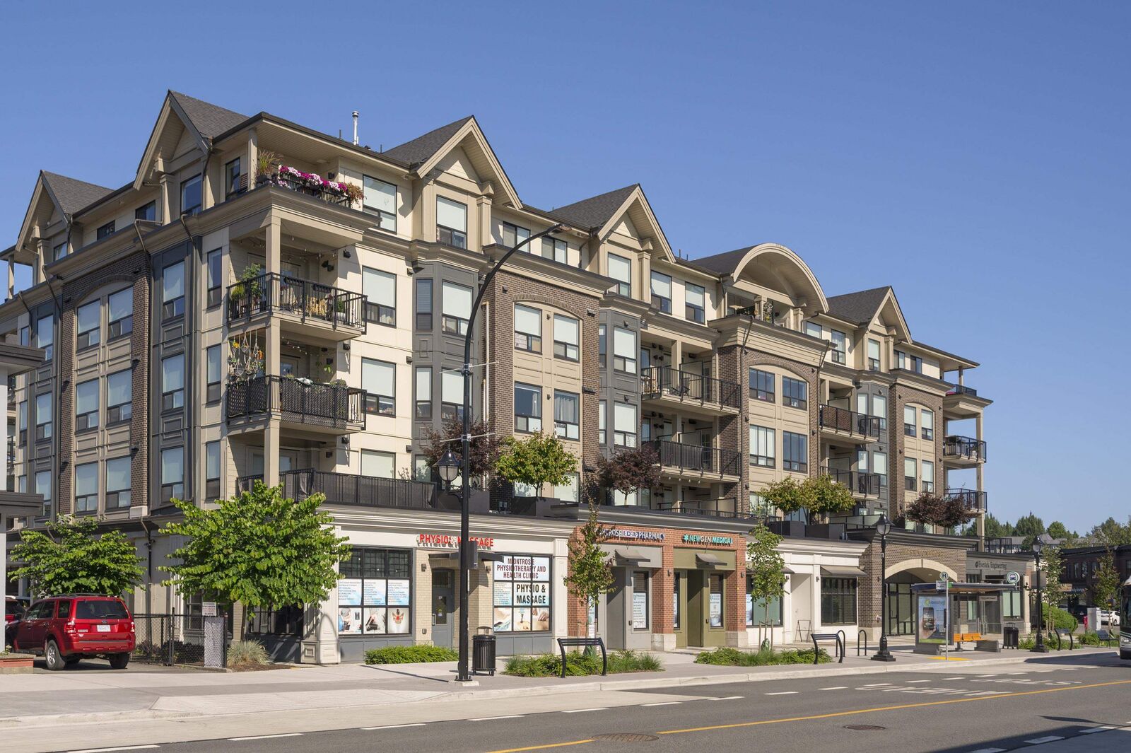 Property Photo:  2493 Montrose Avenue 326  BC V2S 3T2 