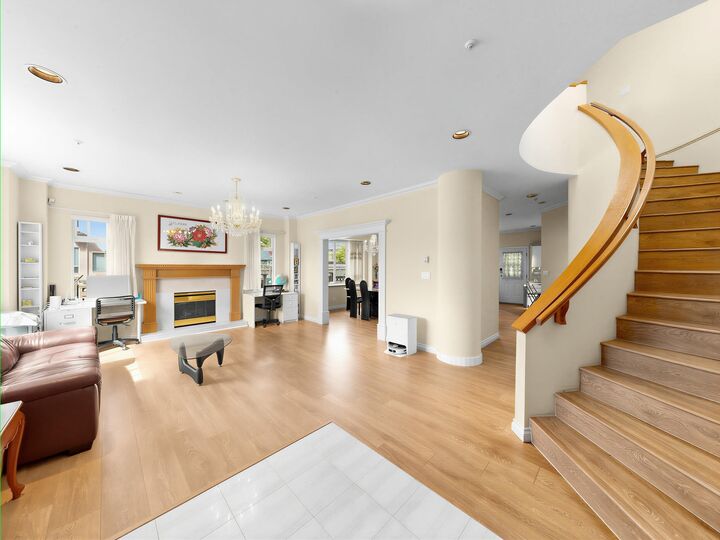 Property Photo: 7806 Montcalm Street BC V6P 4P3
