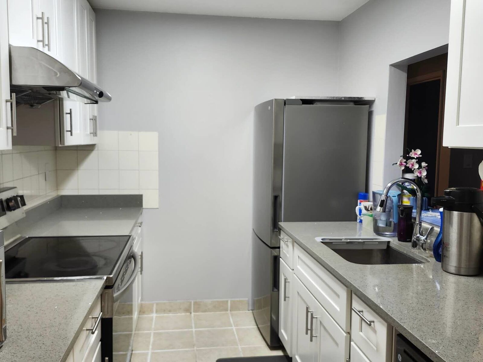 Property Photo:  1050 Howie Avenue  BC V3J 1T6 
