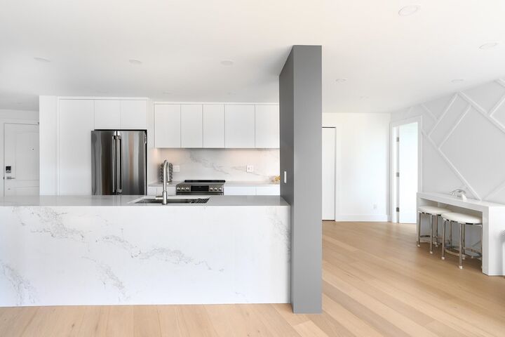 Property Photo: 995 Roche Point Drive 903 BC V7H 2X4