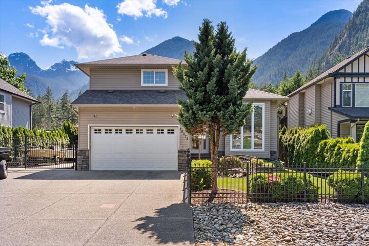 Property Photo: 20074 Birch Place BC V0X 1L2