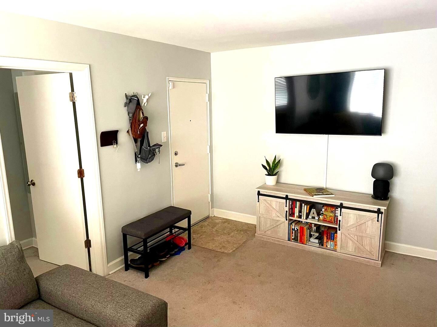 Property Photo: 742 Brandywine Street SE 202 DC 20032
